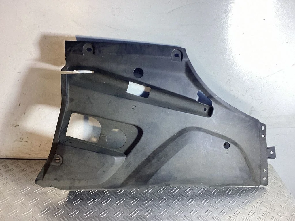 Engine cover (trim) – Porsche Cayenne (92A) (2010-2017)