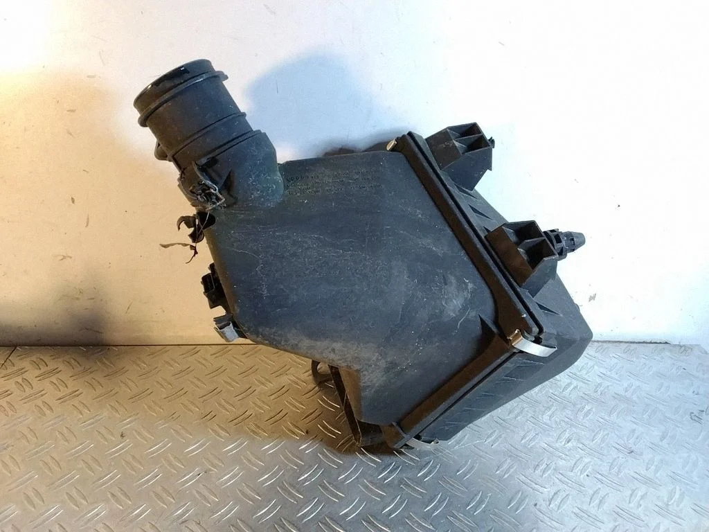 Air filter box 078133837AB