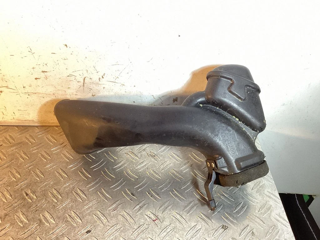 Air intake duct part – Lexus RX III (2008-2015)