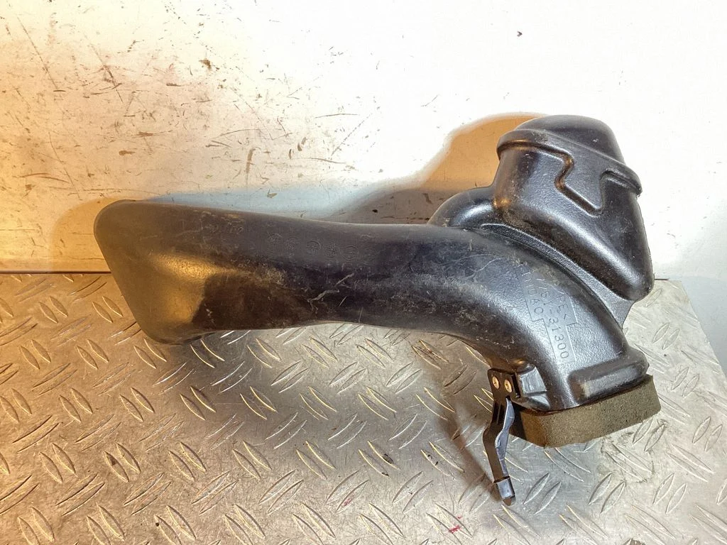 Air intake duct part – Lexus RX III (2008-2015)