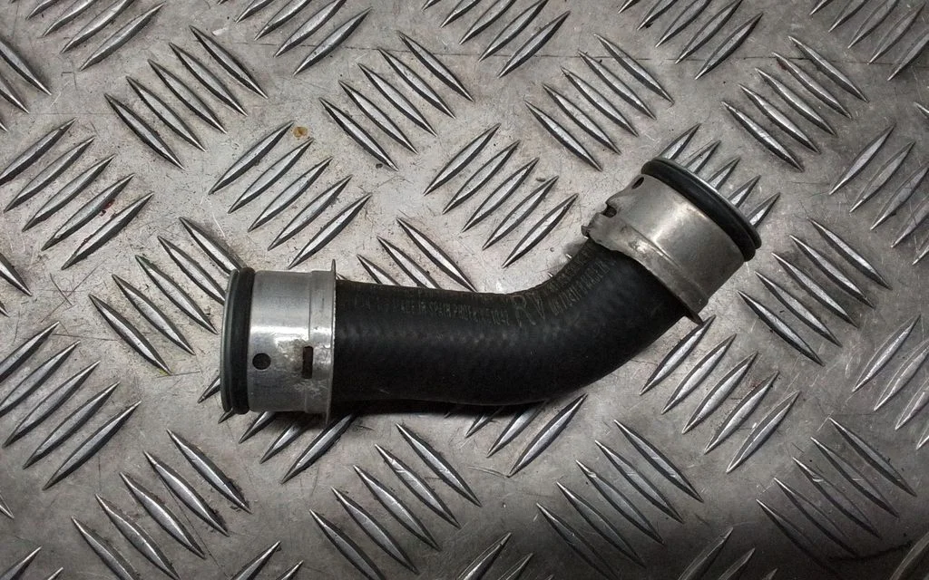 Air intake hose/pipe – Porsche 911 997 (2004-2013)