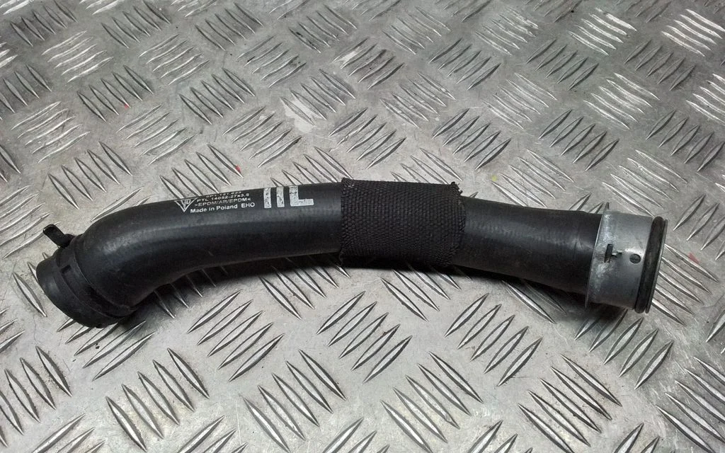 Air intake hose/pipe – Porsche 911 991 (2011-2019)