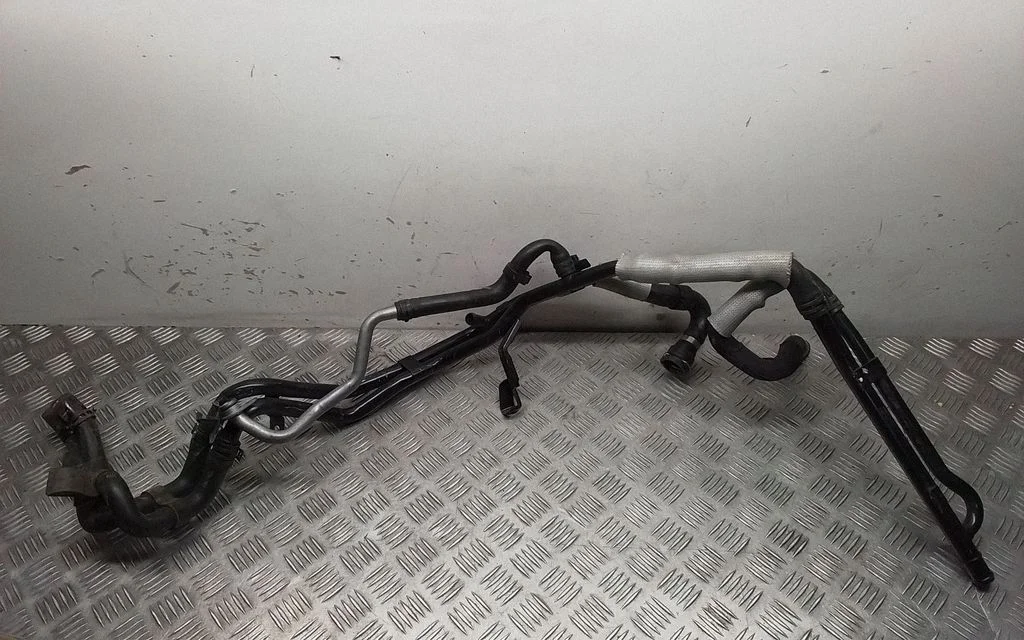 Air intake hose/pipe – Porsche Cayenne (92A) (2010-2017)