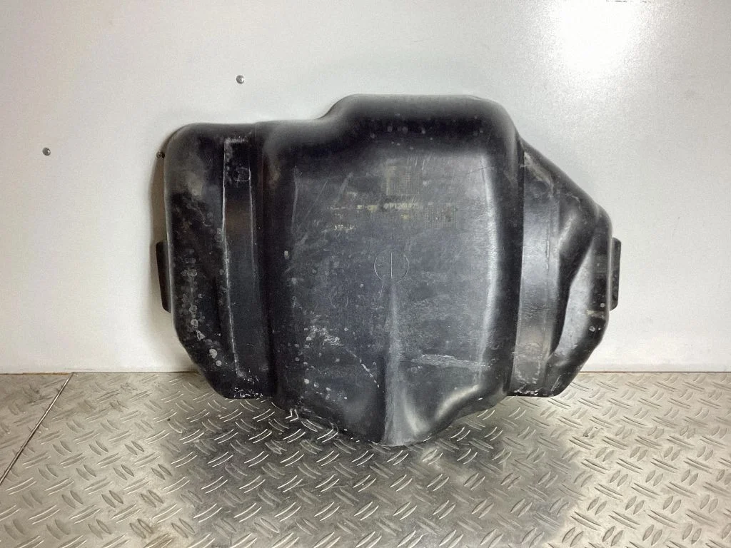 Fuel tank bottom protection – Lexus RX 450H (2016-)