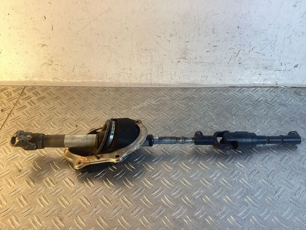 Steering column universal joint – Lexus GS 250 350 300H 450H (2013-)