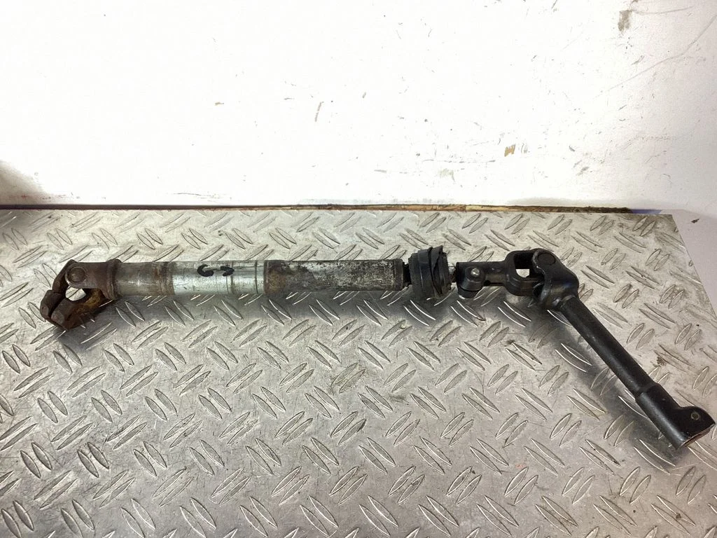 Steering column universal joint – Lexus GS 250 350 300H 450H (2013-)