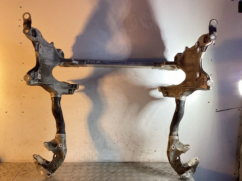 Front subframe – Porsche Macan (95B) (2019-)