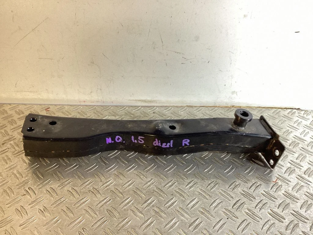 Front subframe – Nissan Qashqai (2014-2016)