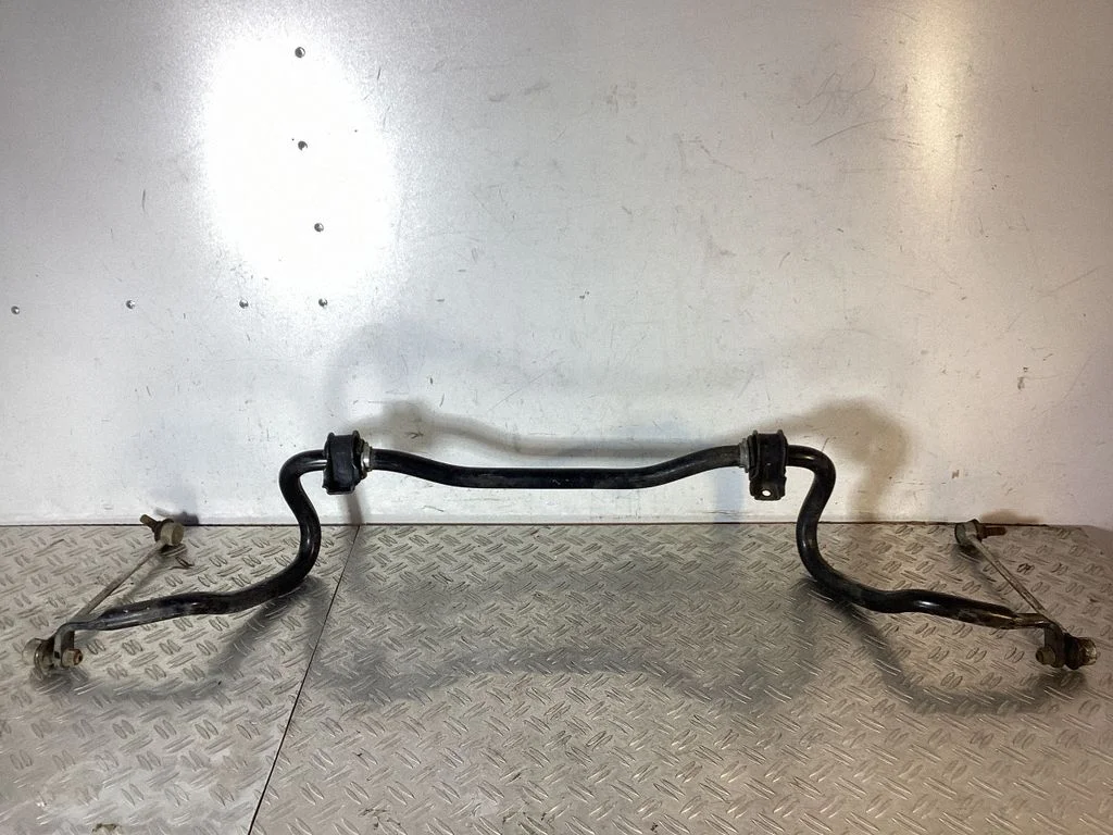 Eesmine stabilisaator (kaldevarras) – Lexus RX III (2008-2015)