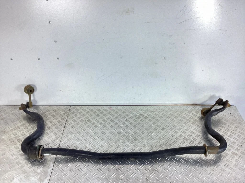 Eesmine stabilisaator (kaldevarras) – Lexus LX III URJ200 (2007-2021)
