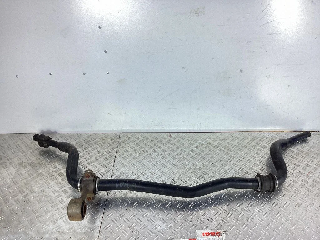 Eesmine stabilisaator (kaldevarras) – Toyota Land Cruiser (J150) (2009-)