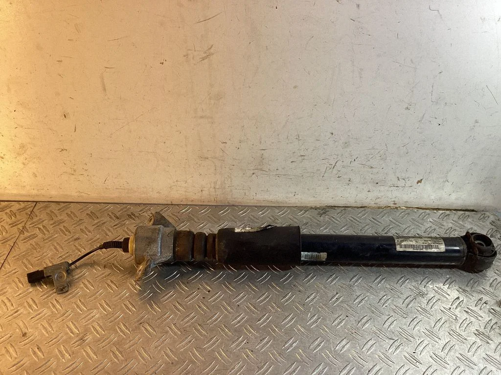 Rear shock absorber/damper – Porsche Macan (95B) (2019-)