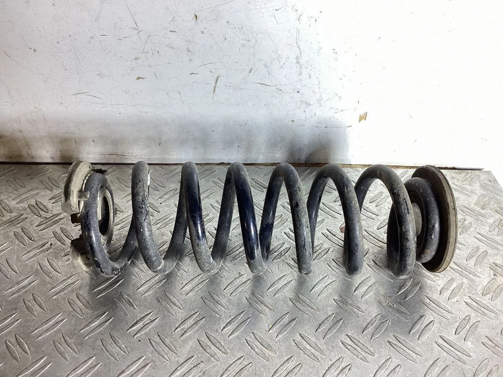 Rear coil spring – Volkswagen Tiguan Allspace (2017-)