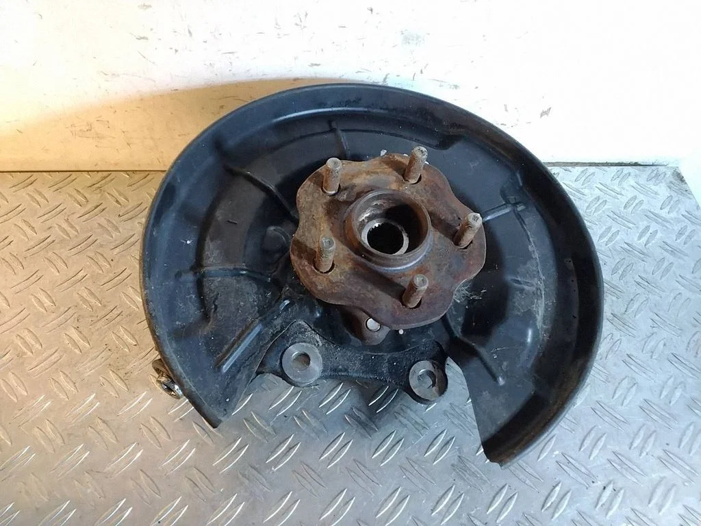 Rear wheel hub – Lexus RX 450H (2016-)
