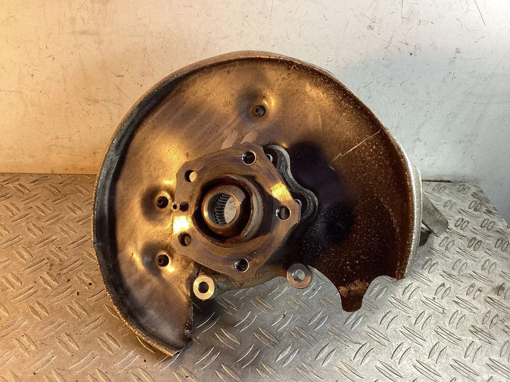 Rear wheel hub – Porsche Macan (95B) (2019-)