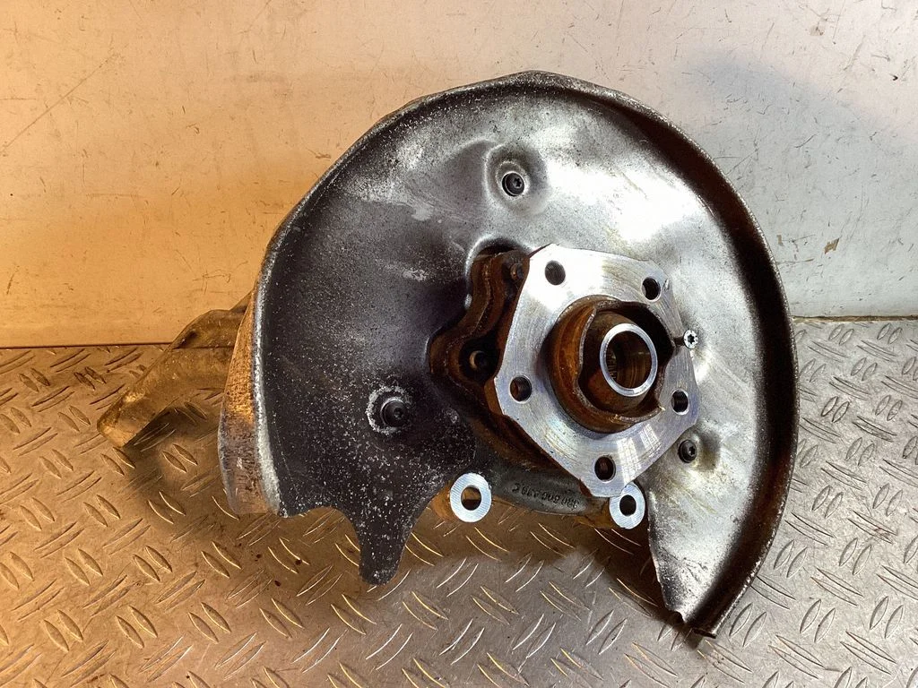 Rear wheel hub – Porsche Macan (95B) (2019-)