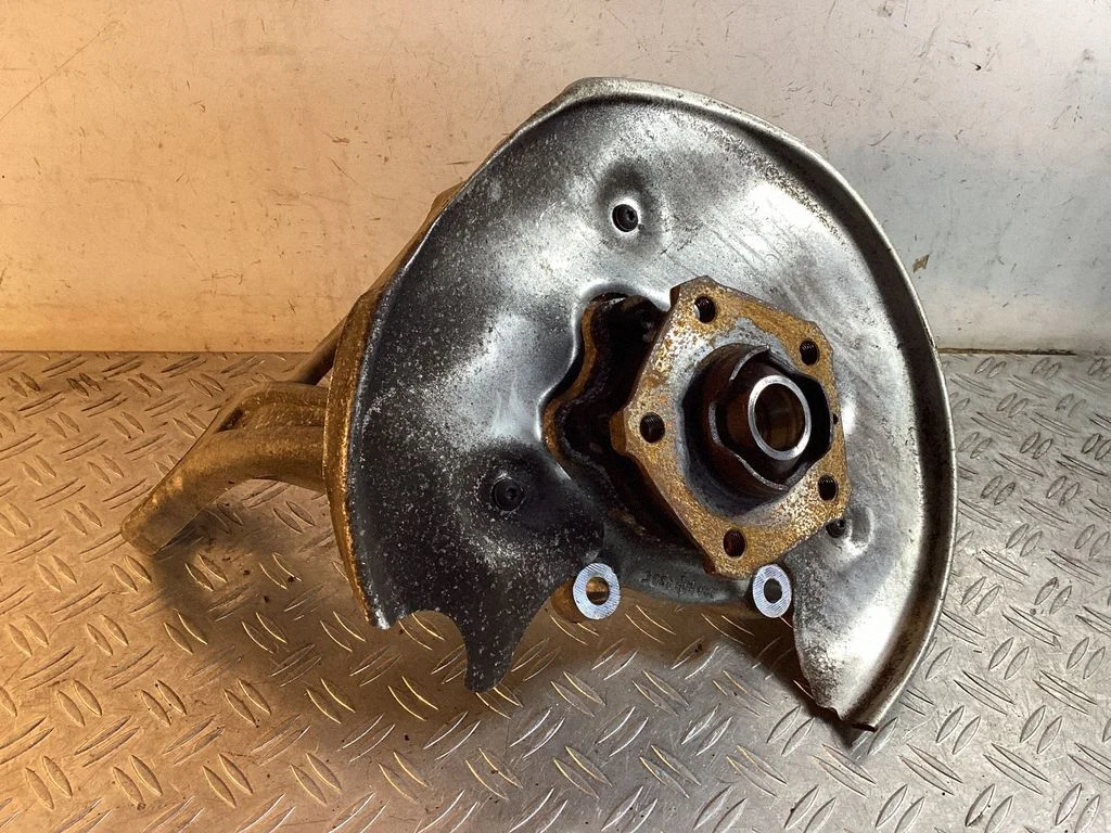 Rear wheel hub – Porsche Macan (95B) (2019-)