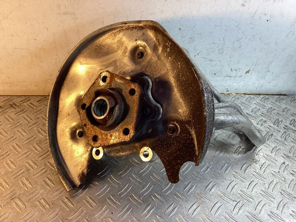Rear wheel hub – Porsche Macan (95B) (2019-)