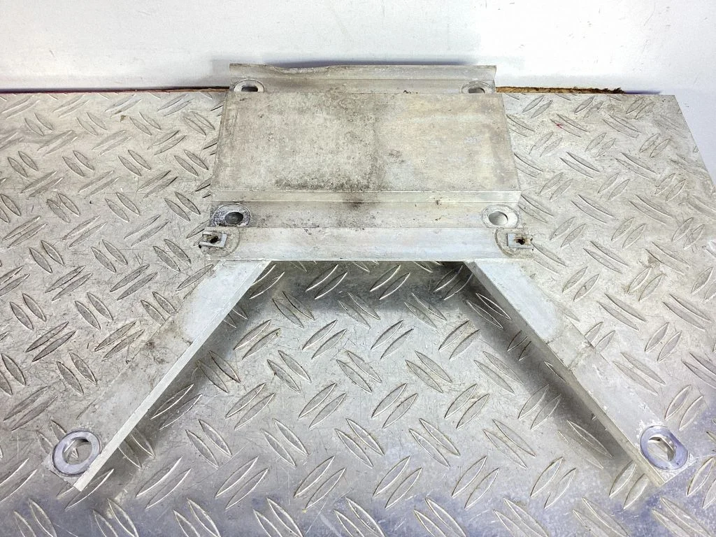 Käigukasti kinnitusklamber – Porsche 911 991 (2011-2019)