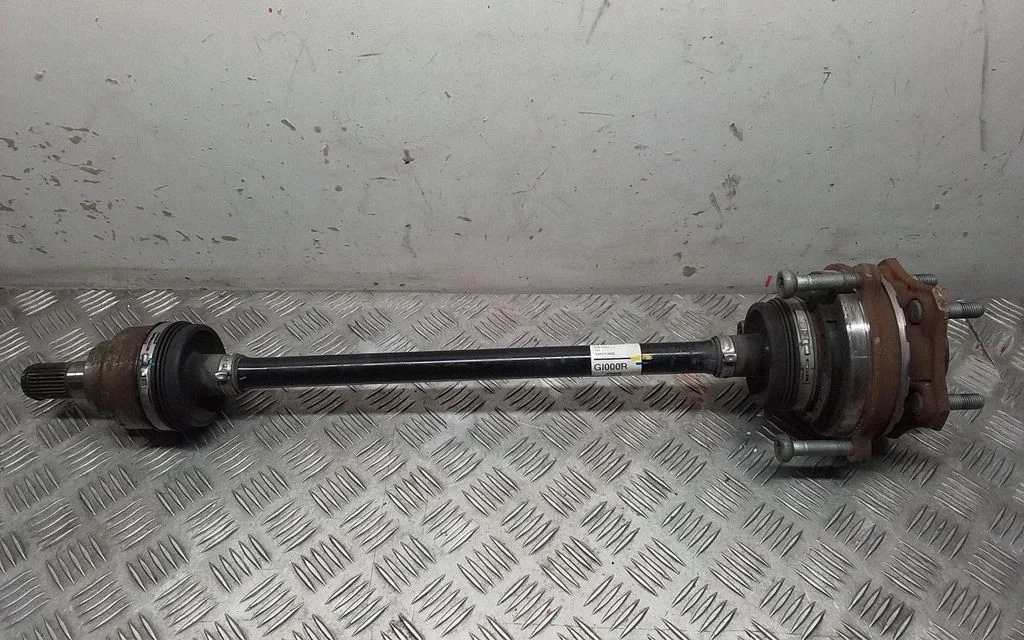 Półoś tylna 49801GL000