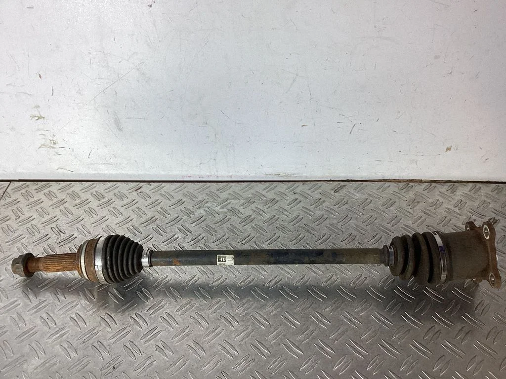Rear driveshaft – Lexus NX (2014-2021)