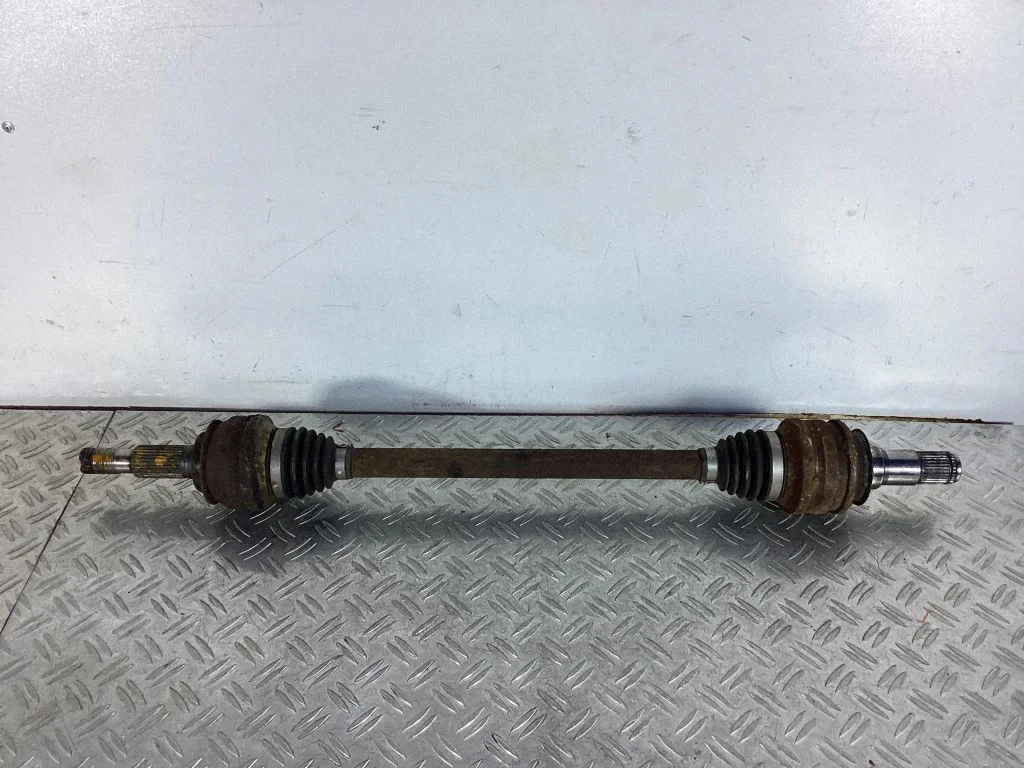 Tagumine pooltelg – Lexus IS III XE30 (2013-2020)