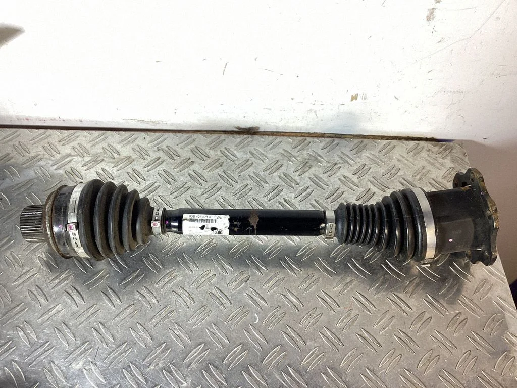 Front driveshaft – Porsche Macan (95B) (2019-)