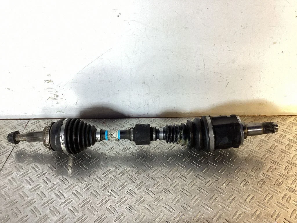 Front driveshaft – Lexus RX 450H (2016-)