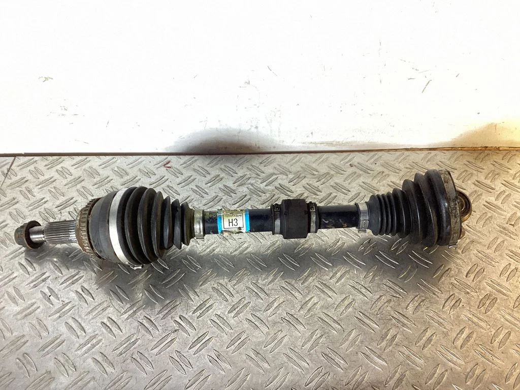 Front driveshaft – Lexus RX 450H (2016-)