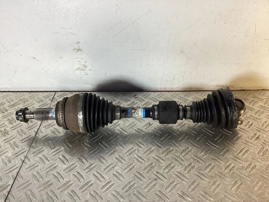 Front driveshaft – Lexus RX 450H (2016-)