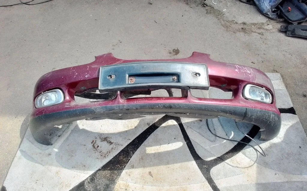 Front bumper C00150071