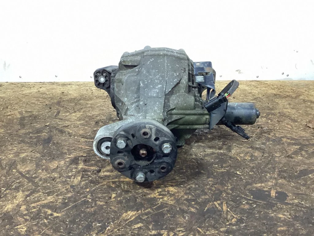 Tagumine reduktor (diferentsiaal) – Mercedes-Benz ML-klass W164 (2005-2011)