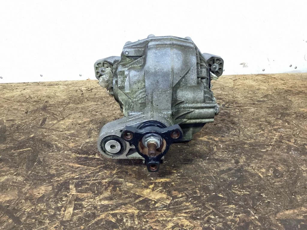 Tagumine reduktor (diferentsiaal) – Mercedes-Benz ML-klass W164 (2005-2011)