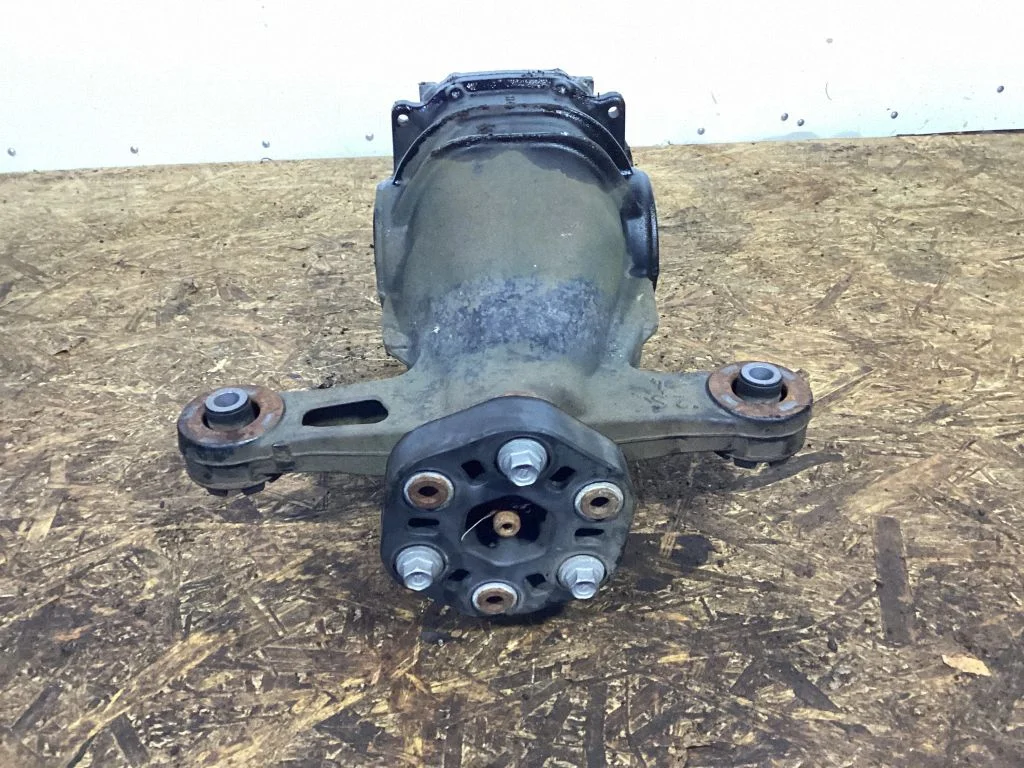 Tagumine reduktor (diferentsiaal) – Lexus IS III XE30 (2013-2020)