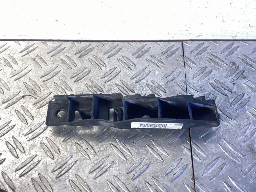 Esistange kinnitusklamber – Porsche 911 997 (2004-2013)