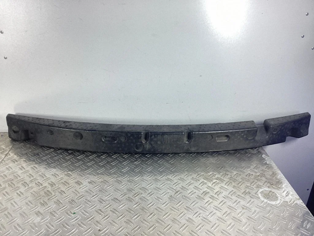 Absorber piankowy zderzaka przedniego 105686500D