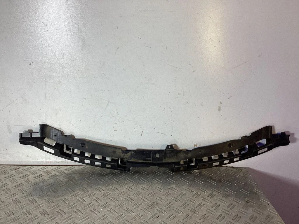 Esistange kinnitusklamber – Porsche 911 991 (2011-2019)