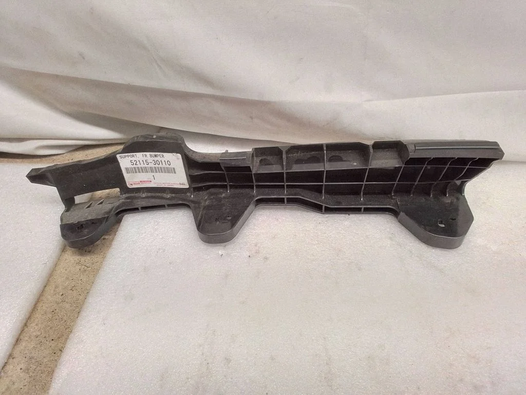 Front bumper mounting bracket 5211530110