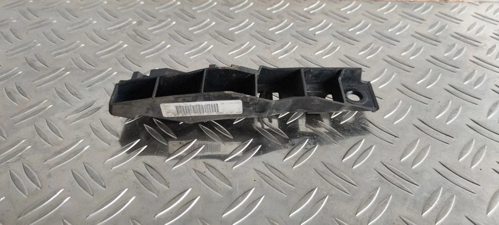 Esistange kinnitusklamber – Porsche 911 991 (2011-2019)