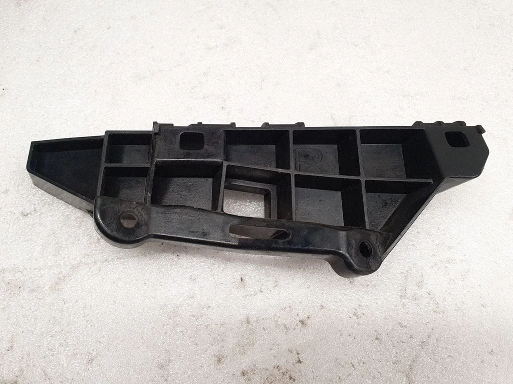 Front bumper mounting bracket – Lexus RX III (2008-2015)