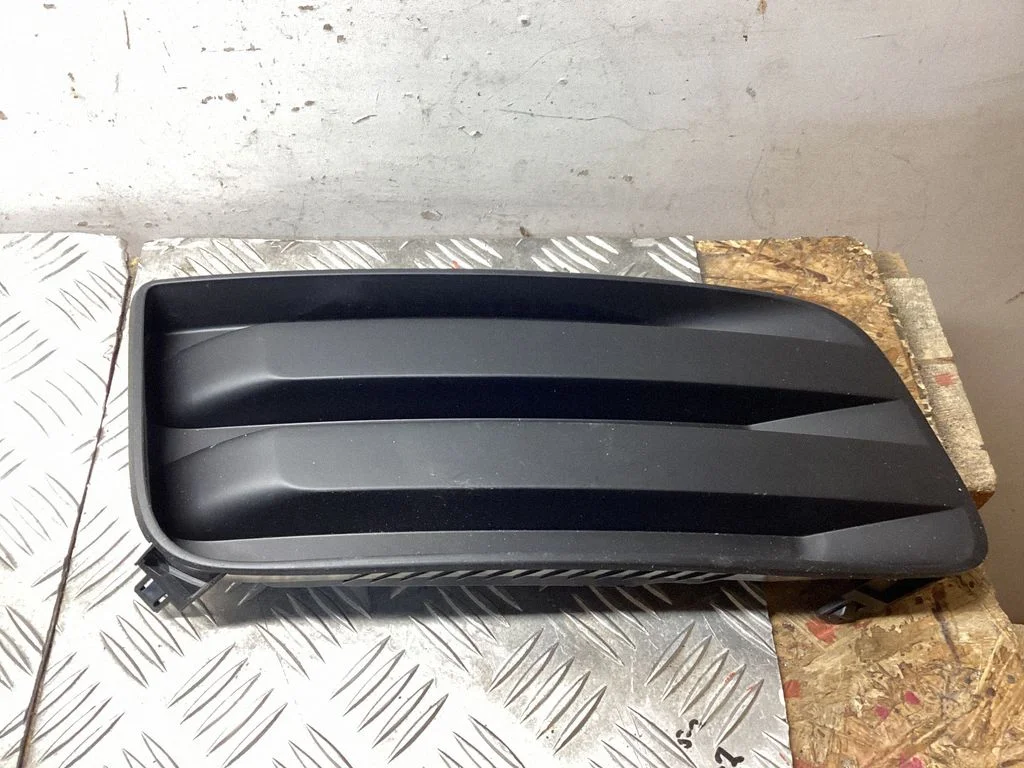 Front bumper lower grill EG2150C11C