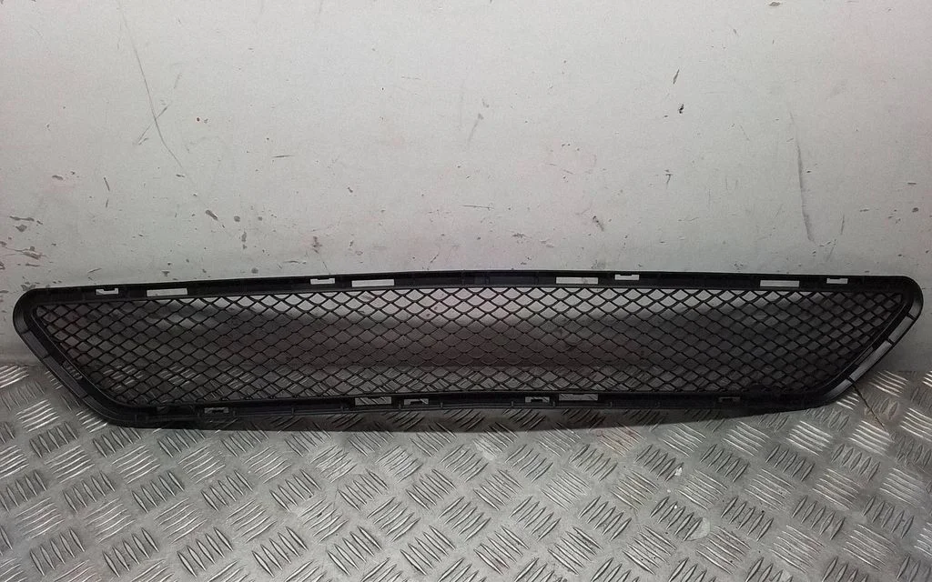 Front bumper lower grill – Mercedes-Benz GLK-Class (X204) (2008-2016)