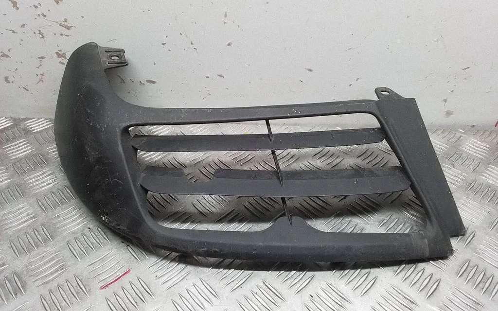 Front bumper lower grill – Lexus RX III (2008-2015)