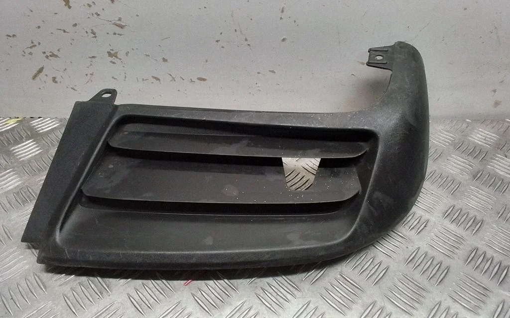 Front bumper lower grill – Lexus RX III (2008-2015)