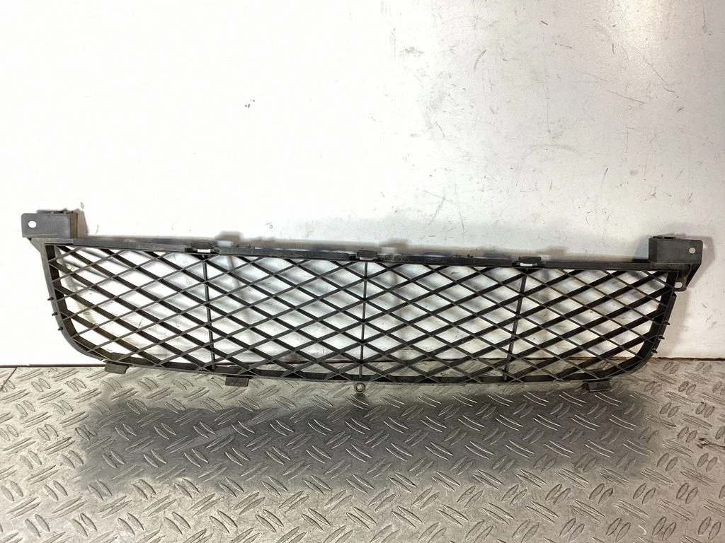 Front bumper lower grill 7172165J0 – Suzuki Grand Vitara II (2006-2016)