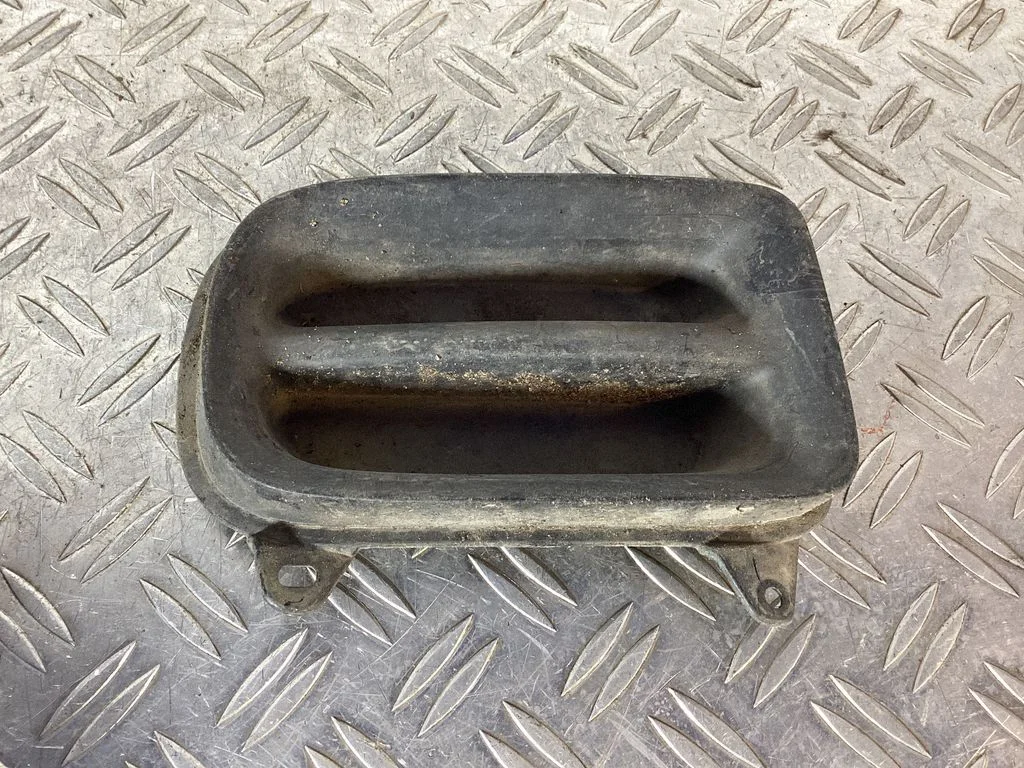 Front bumper lower grill B02K50C11