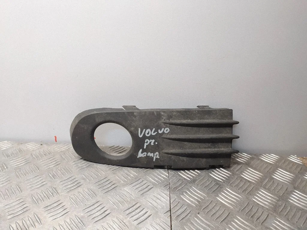 Front bumper lower grill – Volvo S40 (2004-2007)