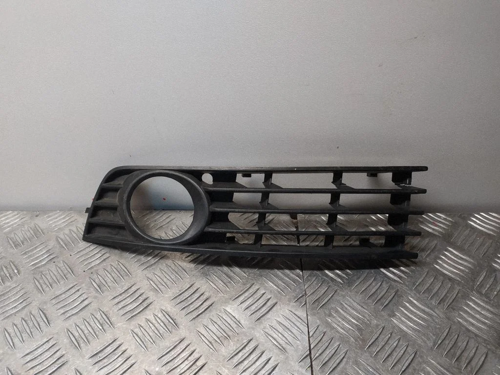 Front bumper lower grill – Audi A4 S4 B7 8E 8H (2005-2008)