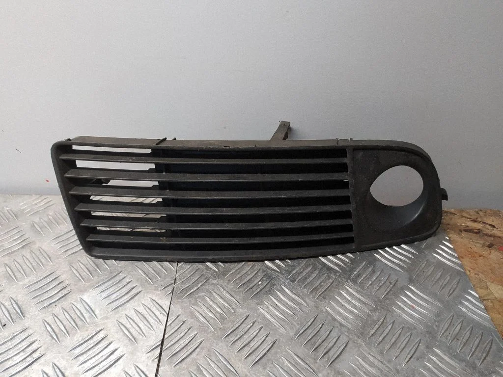 Front bumper lower grill – Audi A6 Allroad C5 (1999-2005)