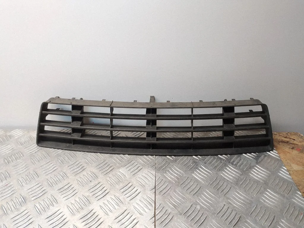 Front bumper lower grill – Audi A6 Allroad C5 (1999-2005)